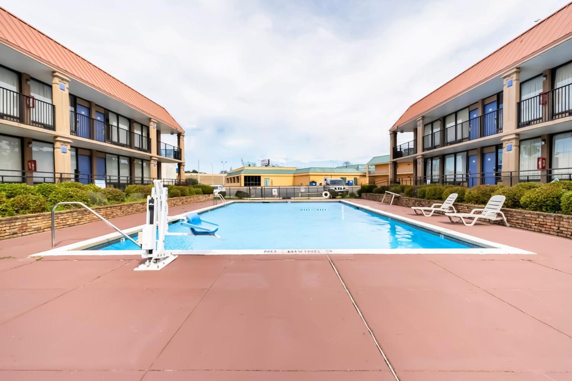 Oyo Hotel Bossier City La - Red River Εξωτερικό φωτογραφία