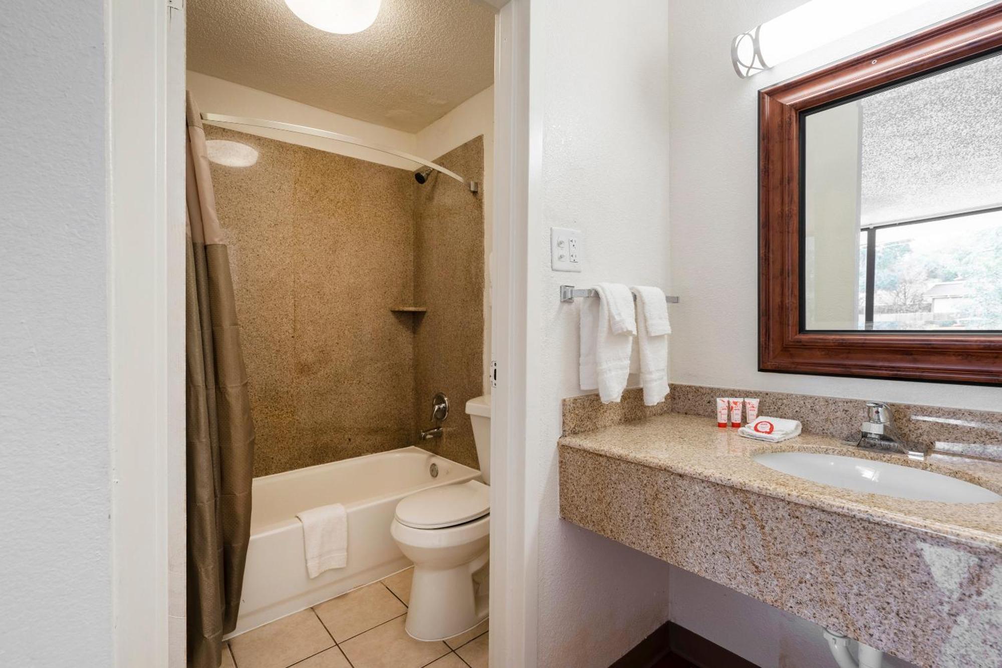 Oyo Hotel Bossier City La - Red River Εξωτερικό φωτογραφία